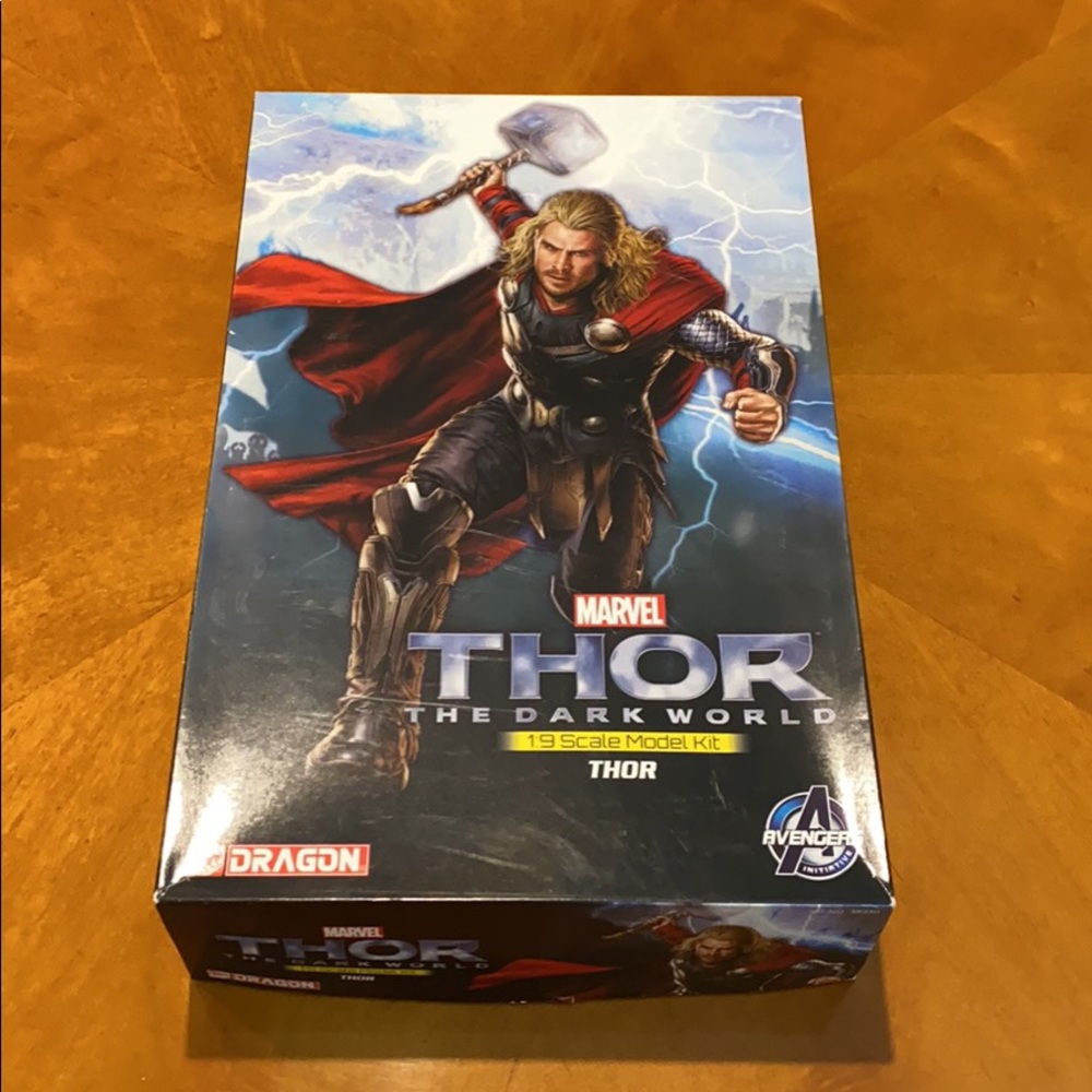 Thor: The Dark World 1:9 Model Kit